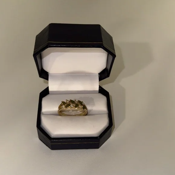 Vintage Gold Gem Ring - Picture 13 of 14